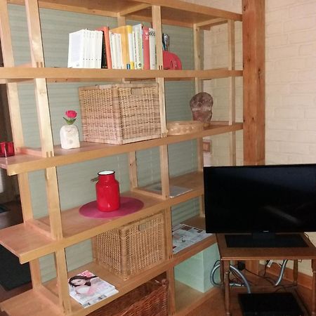 Gaesteappartement Appricot อาเดนดอร์ฟ ภายนอก รูปภาพ
