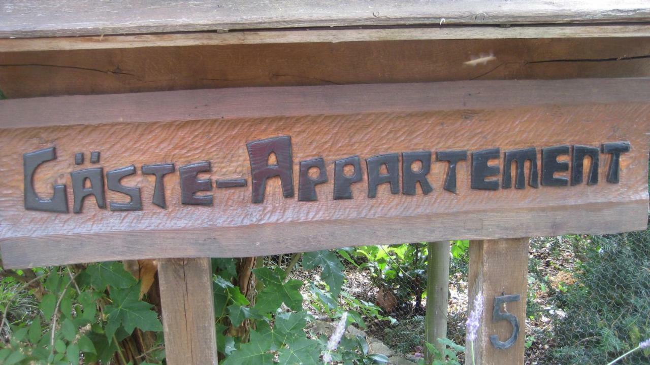Gaesteappartement Appricot อาเดนดอร์ฟ ภายนอก รูปภาพ